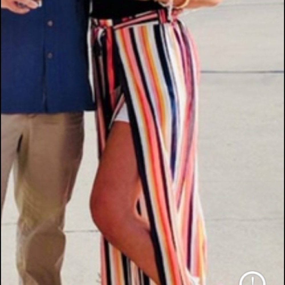 Fun linen striped pants